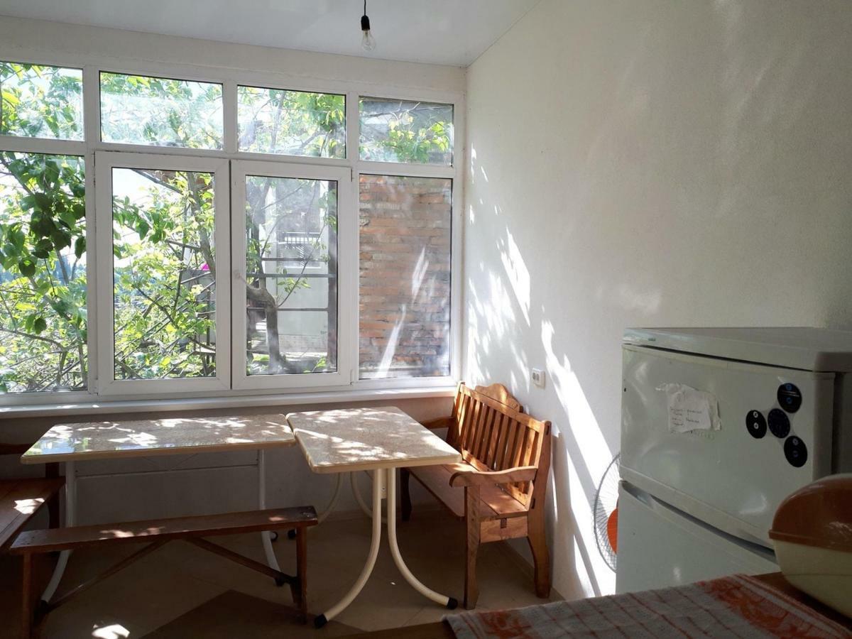 Inzhir Guest House New Athos Ngoại thất bức ảnh